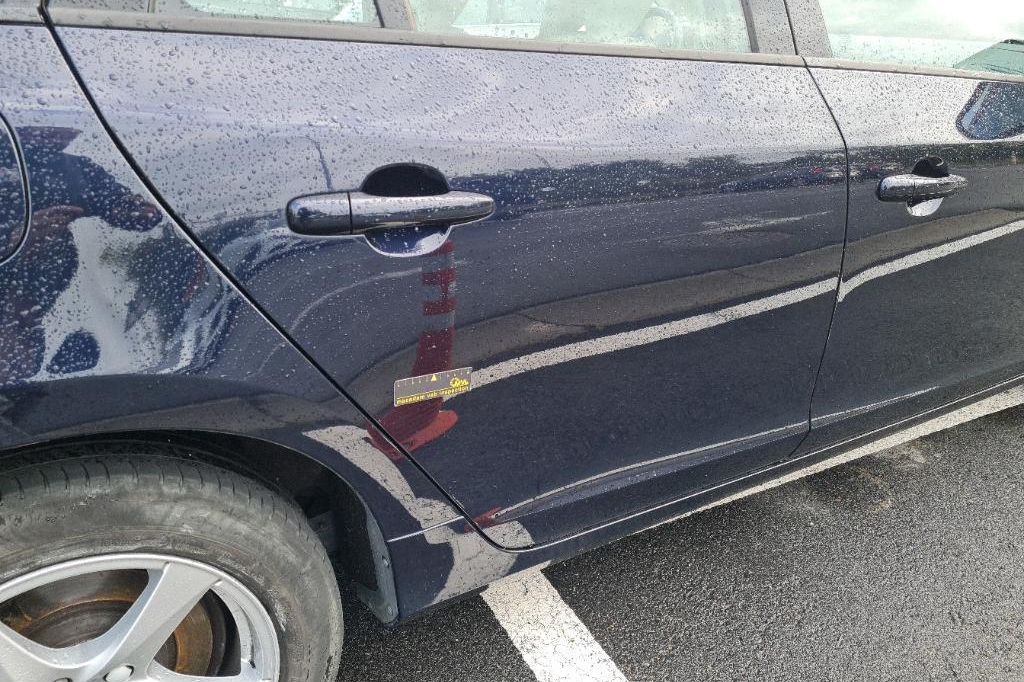 Volvo V60 2016 фото 9