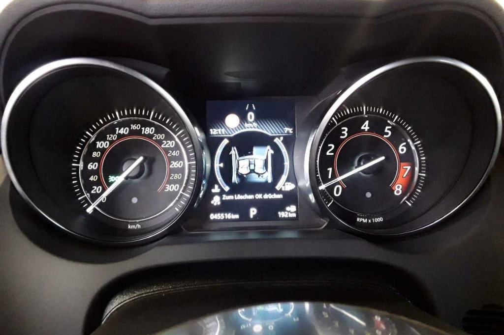 Jaguar F-Type 2017 фото 6