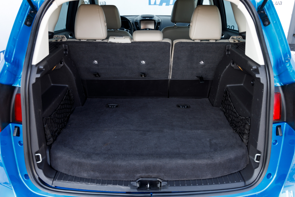 Ford C-Max Hybrid фото 29