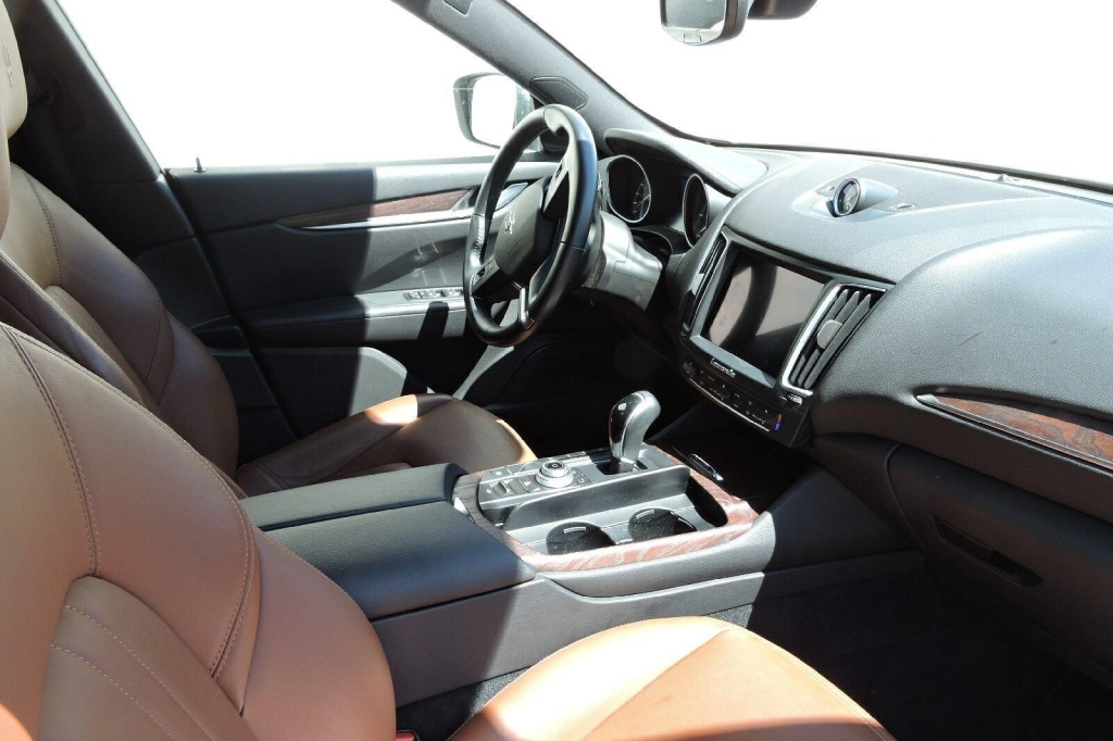 Maserati Levante 2017 photo 4