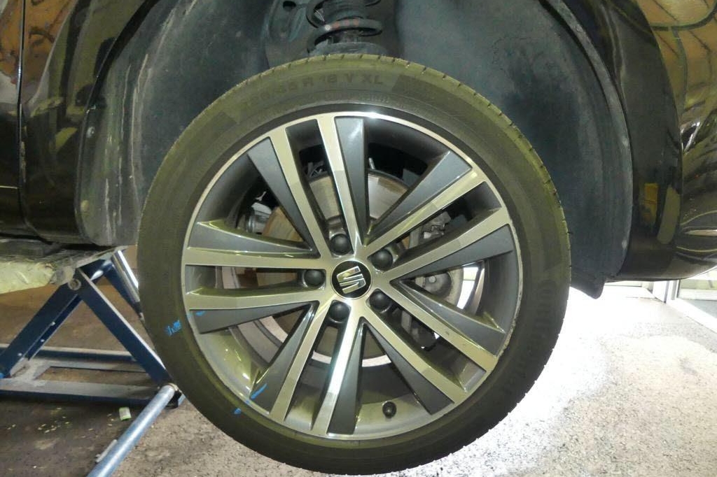 SEAT Alhambra 2017 фото 24