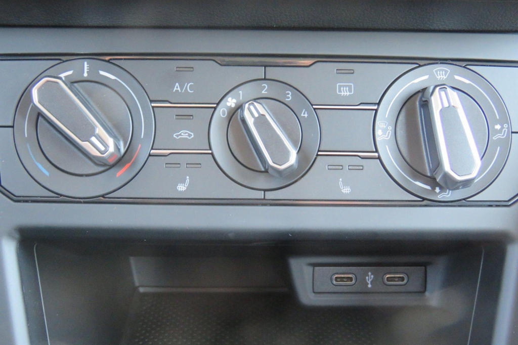 Volkswagen Polo 2021 фото 5