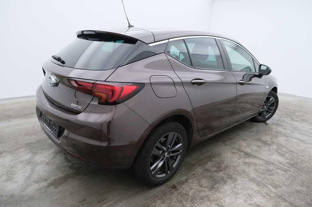 Opel Astra 2019 фото 3