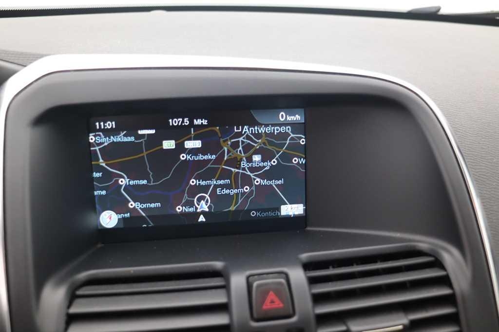 Volvo XC60 2016 фото 1