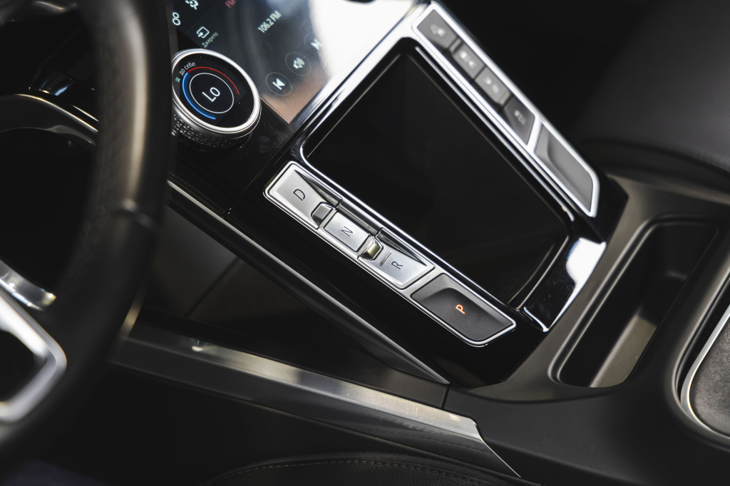 Jaguar I-Pace 2018 фото 26