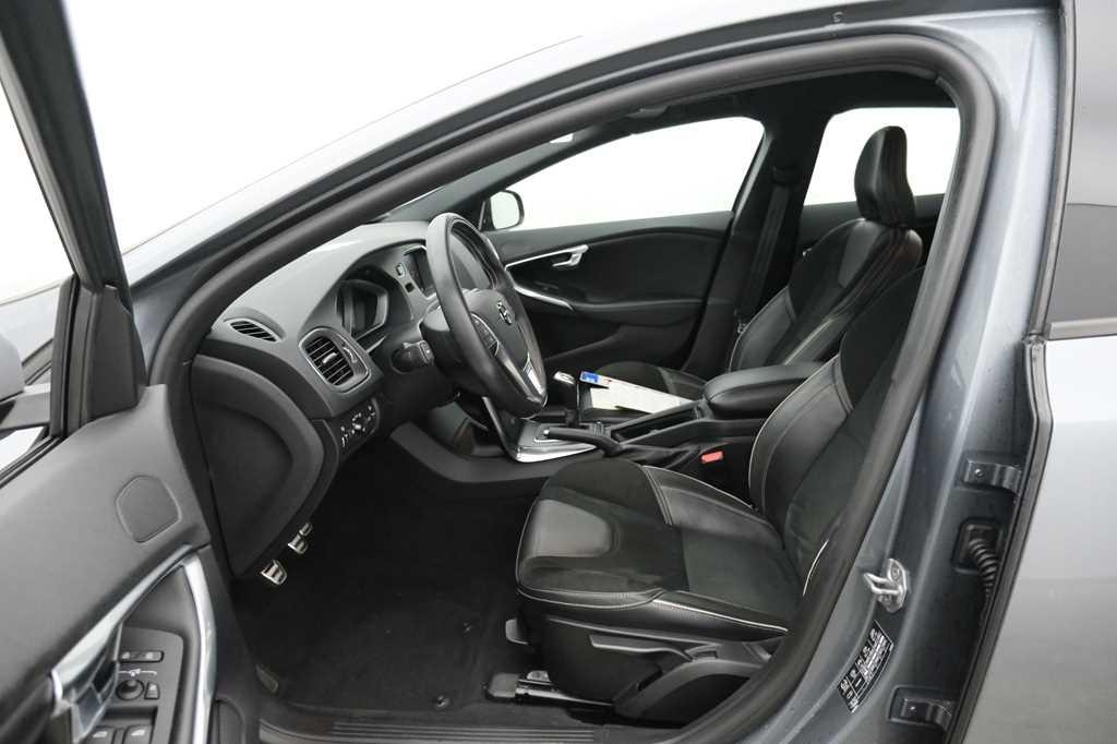 Volvo V40 2017 photo 3