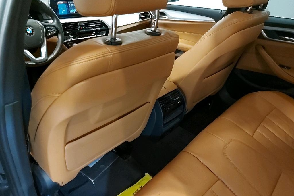 BMW 5er Touring 2018 фото 19