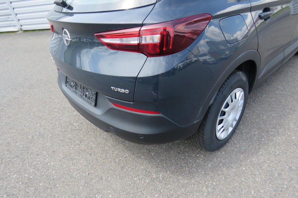 Opel Grandland X 2019 photo 10
