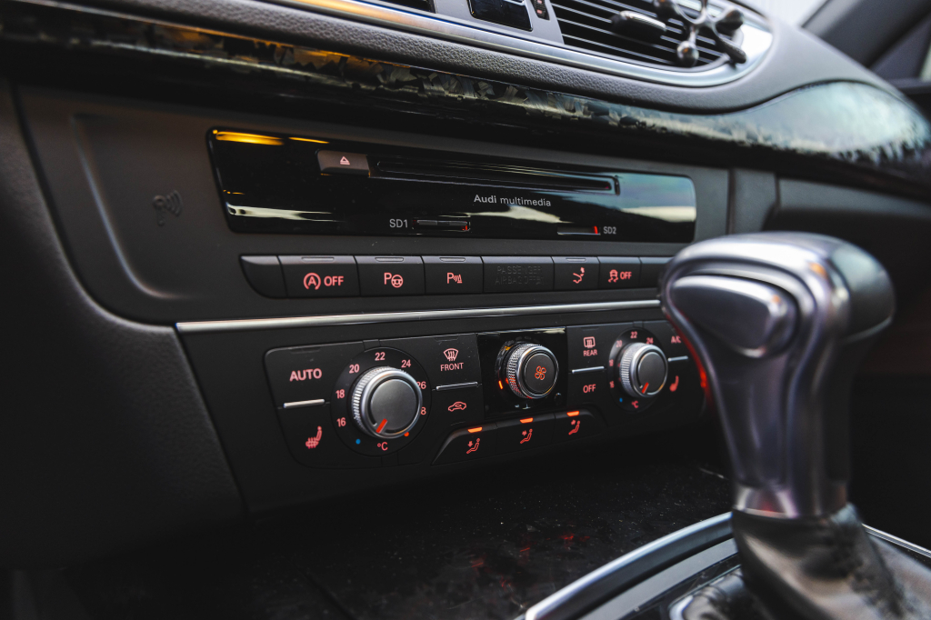 Audi A7 2014 photo 25