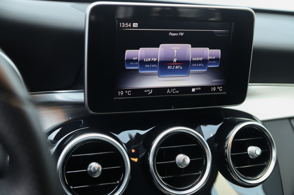 Mercedes-Benz C 200 Avantgarde 2016 photo 35