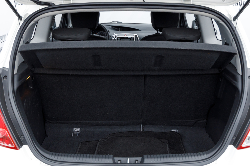 Hyundai i20 фото 19