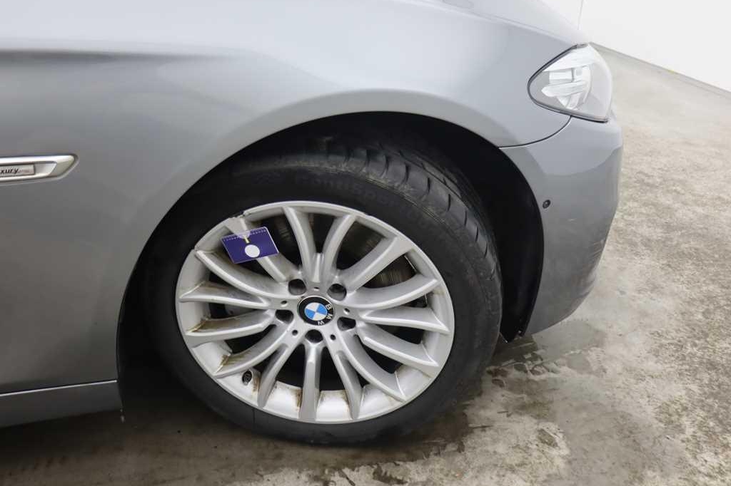 BMW 5er Touring 2016 фото 26
