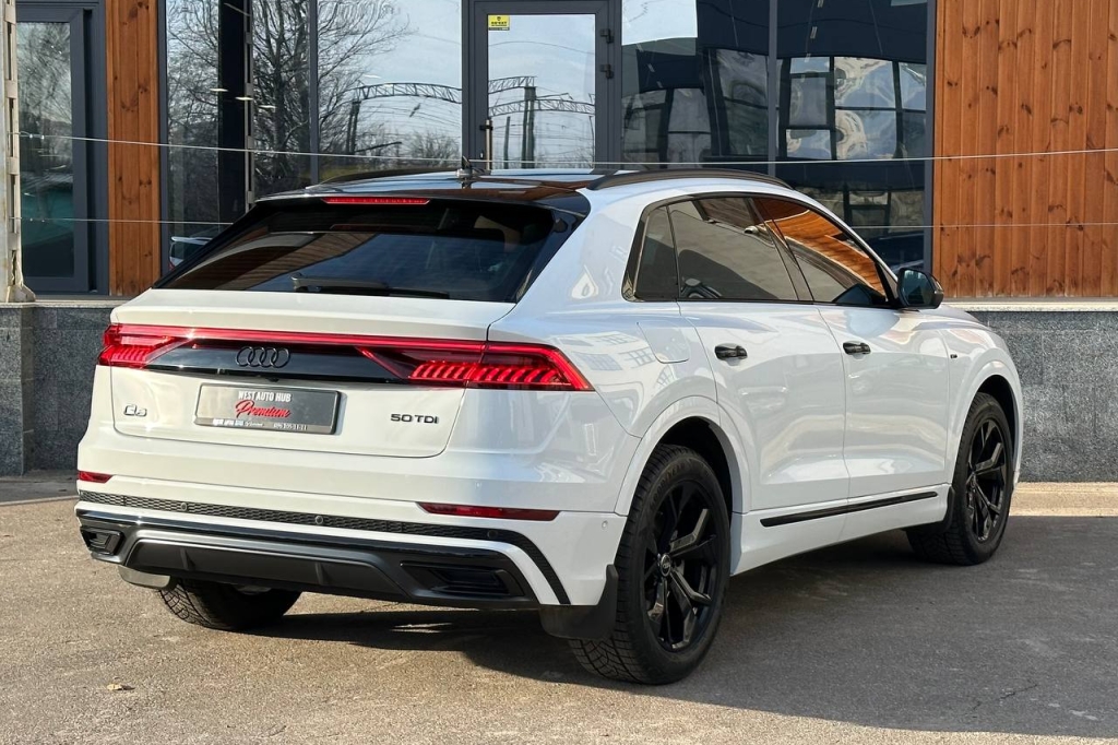 Audi Q8 50 TDI 2021 photo 7