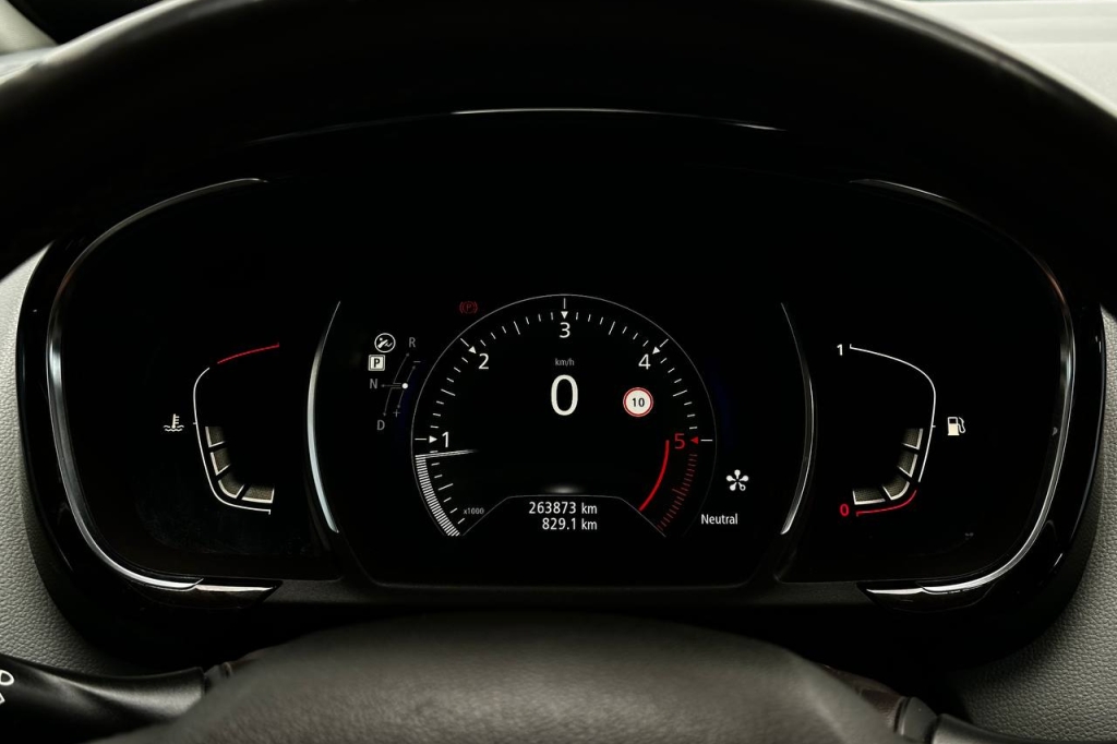 Renault Espace 2015 фото Renault Espace 2015 фото 14