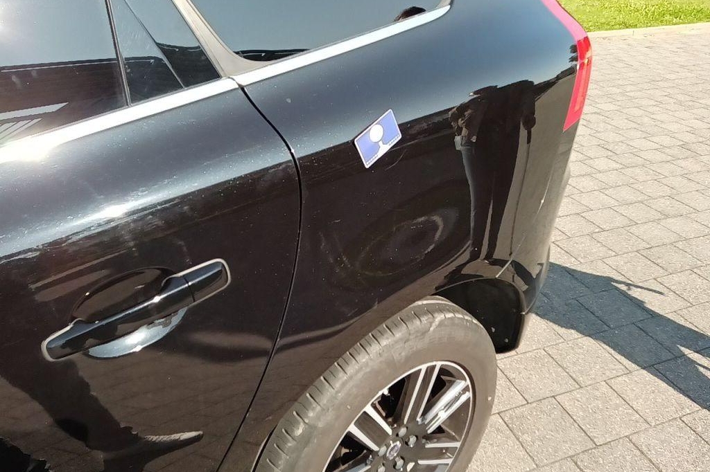 Volvo XC60 2017 фото 10