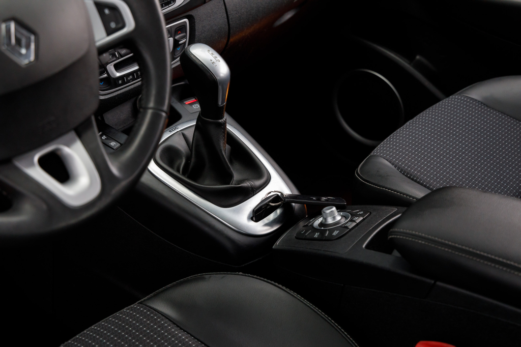 Renault Grand Scenic photo 16