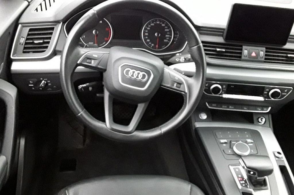 Audi Q5 2018 фото 7