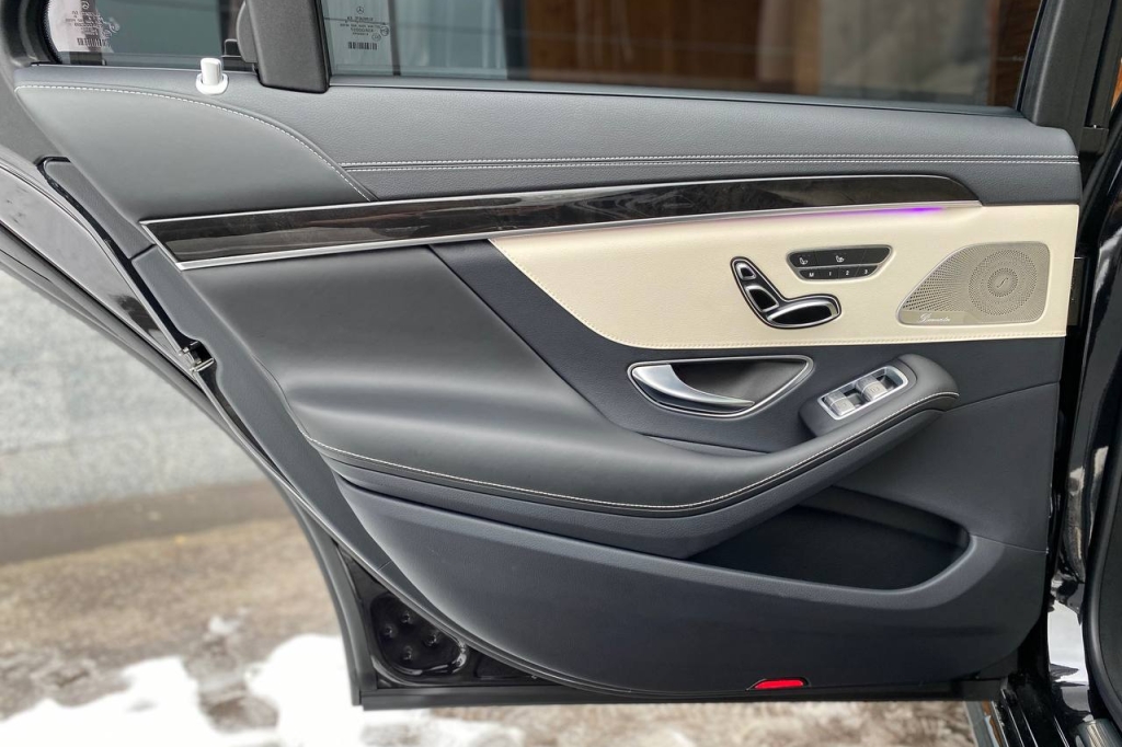 Mercedes-Benz S 560 4MATIC 2018 photo 15