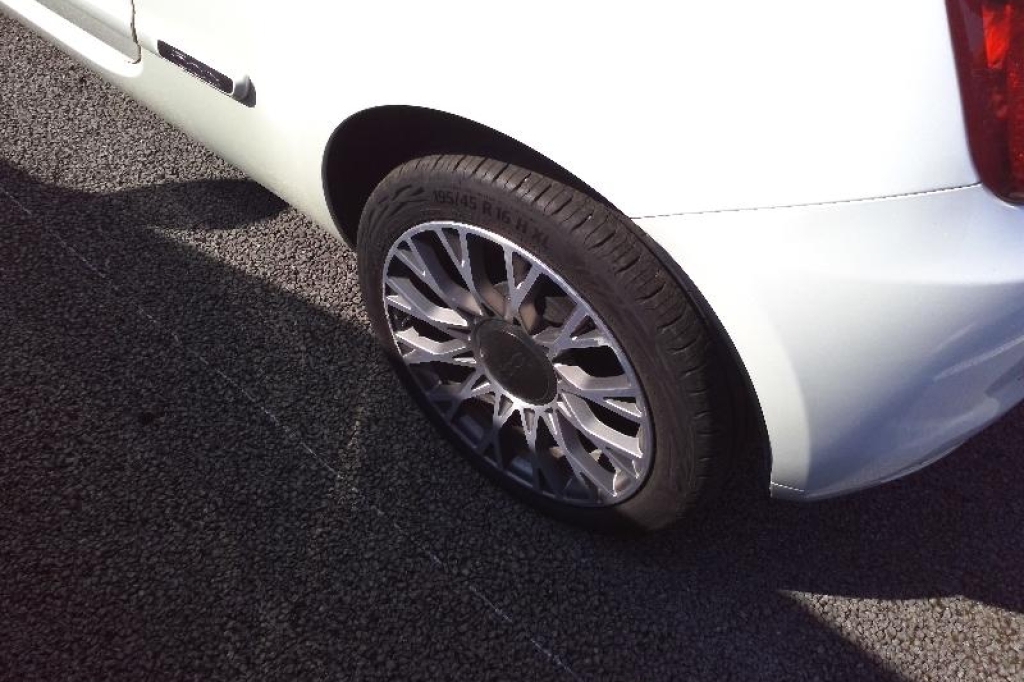 Fiat 500C 2020 фото 14