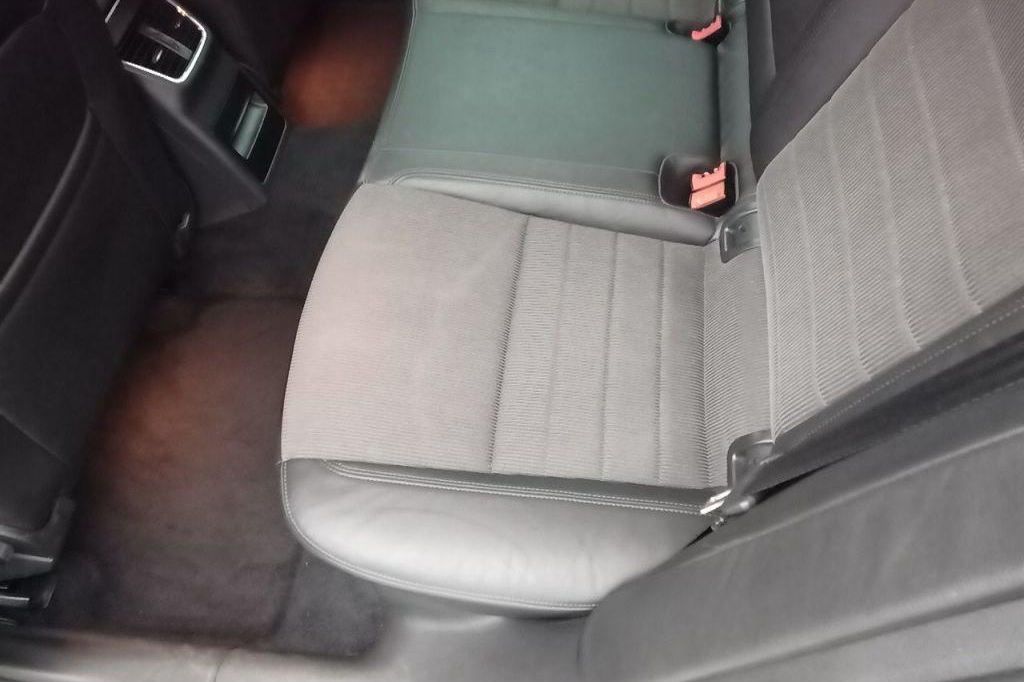 Skoda Octavia Combi 2016 фото 22