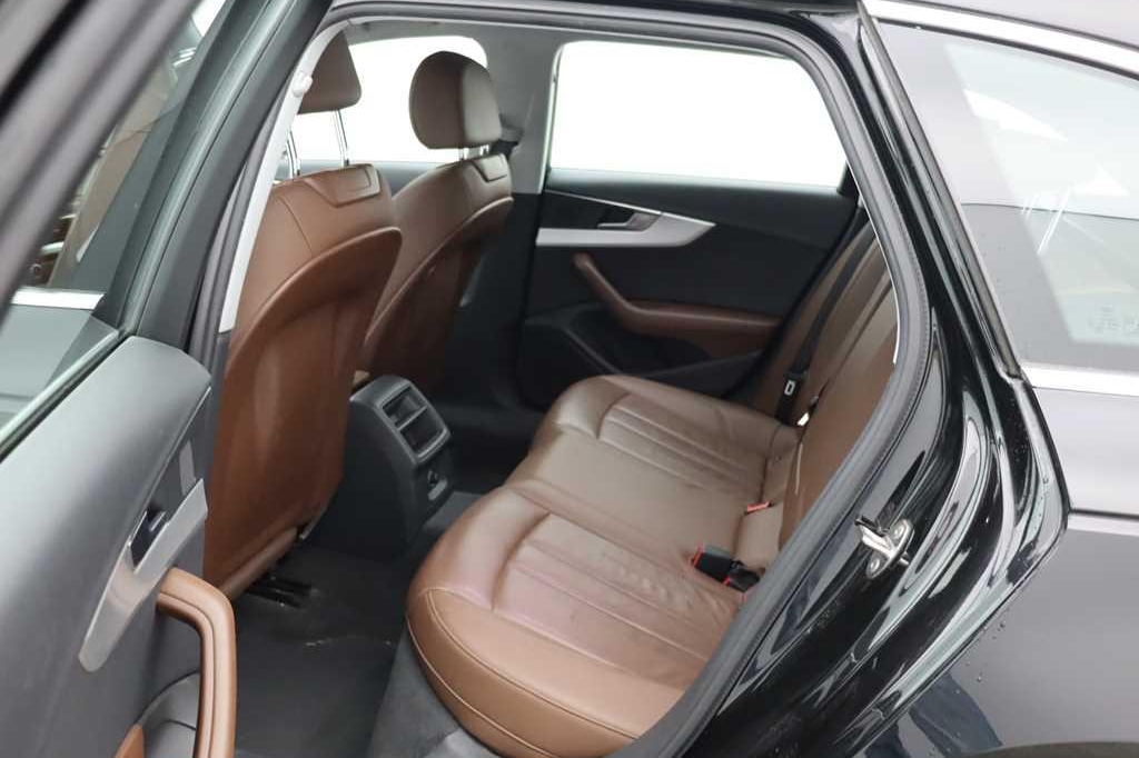 Audi A4 Avant 2016 фото 1