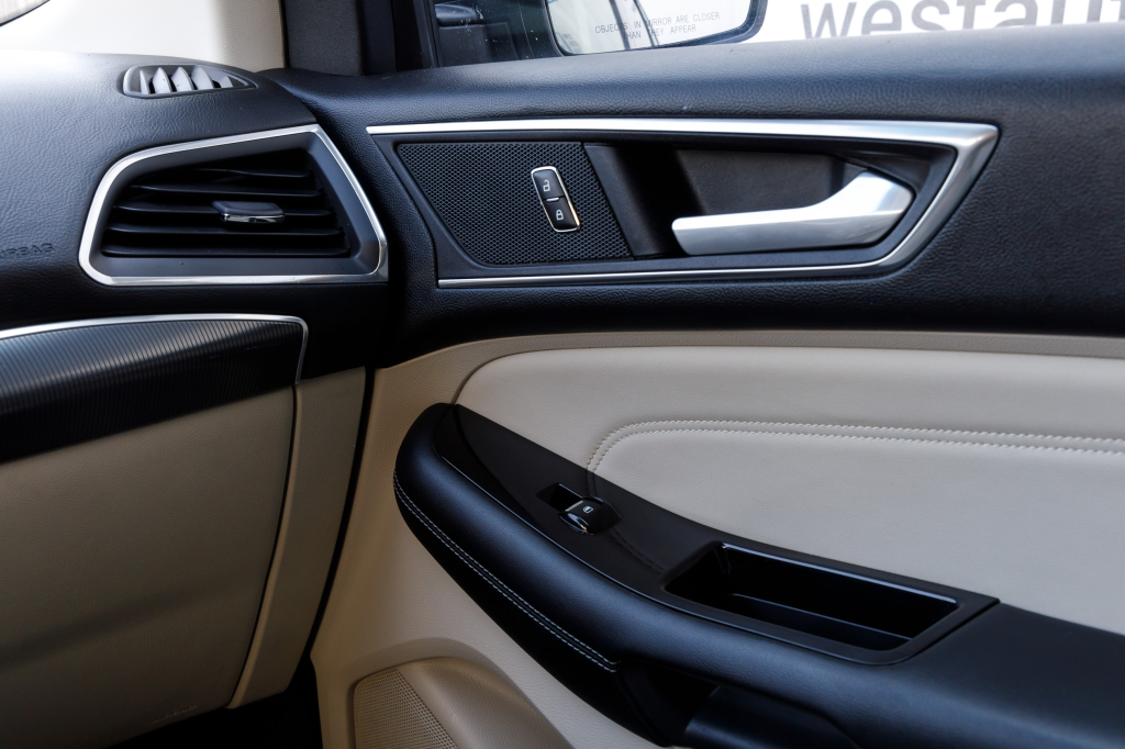 Ford Edge Titanium 2015 photo 26