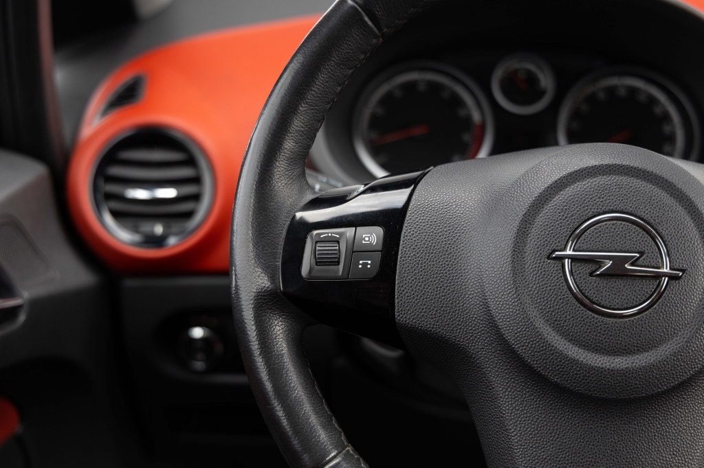 Opel Corsa 2010 фото 15