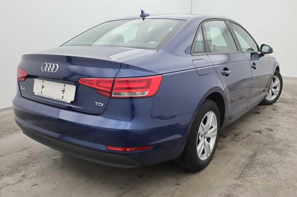 Audi A4 2017 photo 6