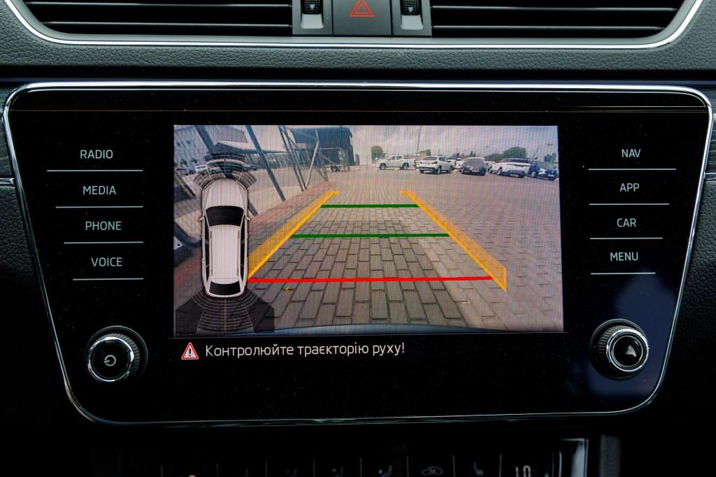 Skoda Superb 2019 фото 25