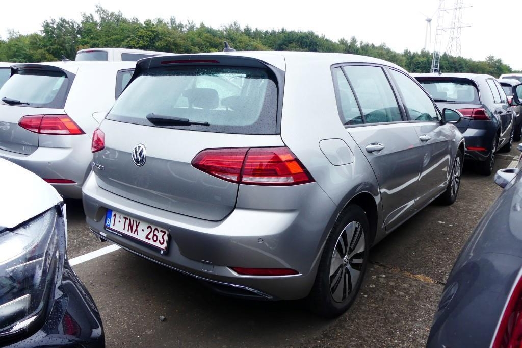 Volkswagen e-Golf 2018 фото 1