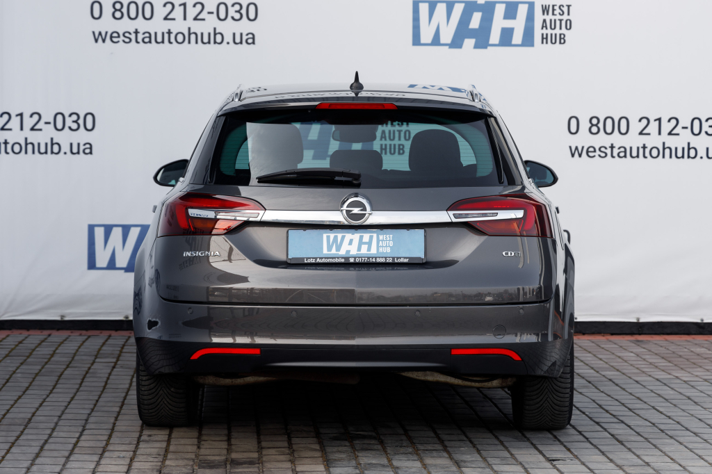 Opel Insignia фото 4