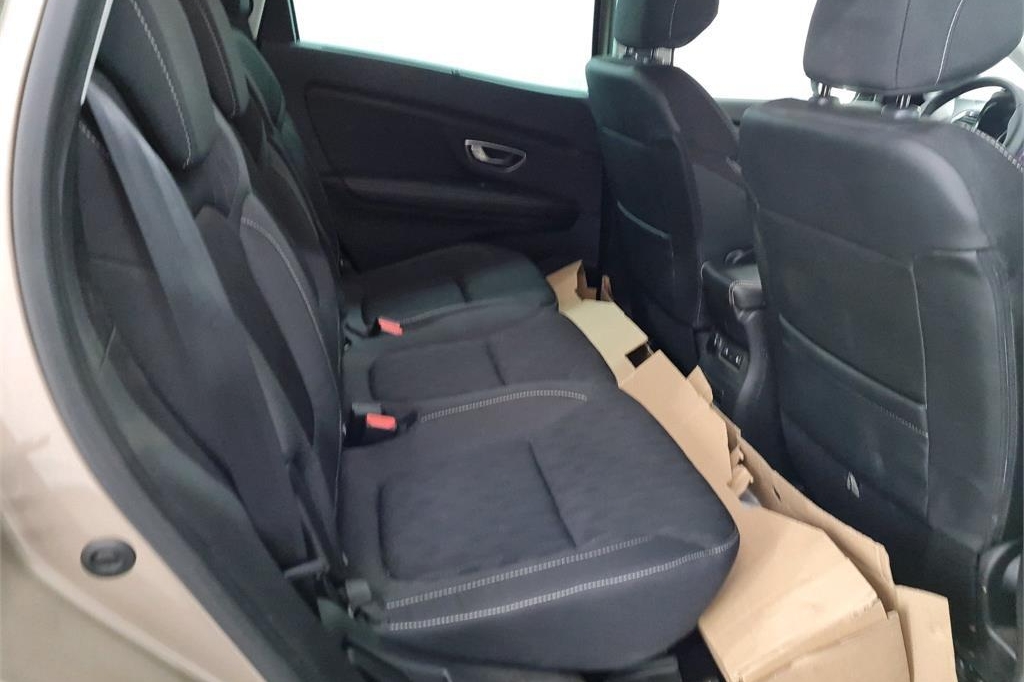 Renault Grand Scenic 2018 photo 7