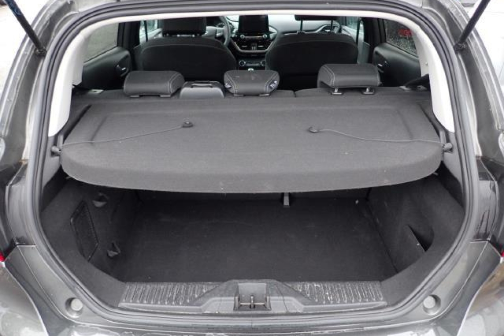 Ford Fiesta 2019 фото 7