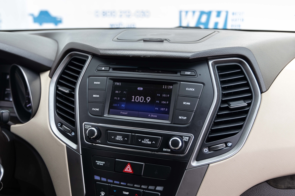 Hyundai Santa FE Sport 2017 photo 21