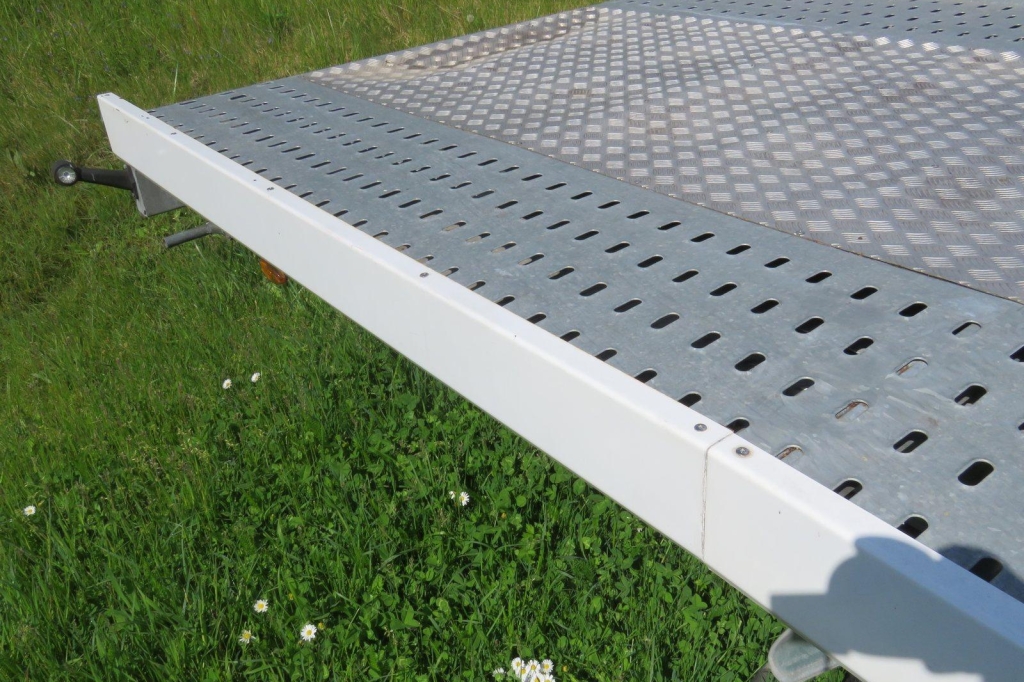 Blyss Anhänger Jupiter 2017 фото 3