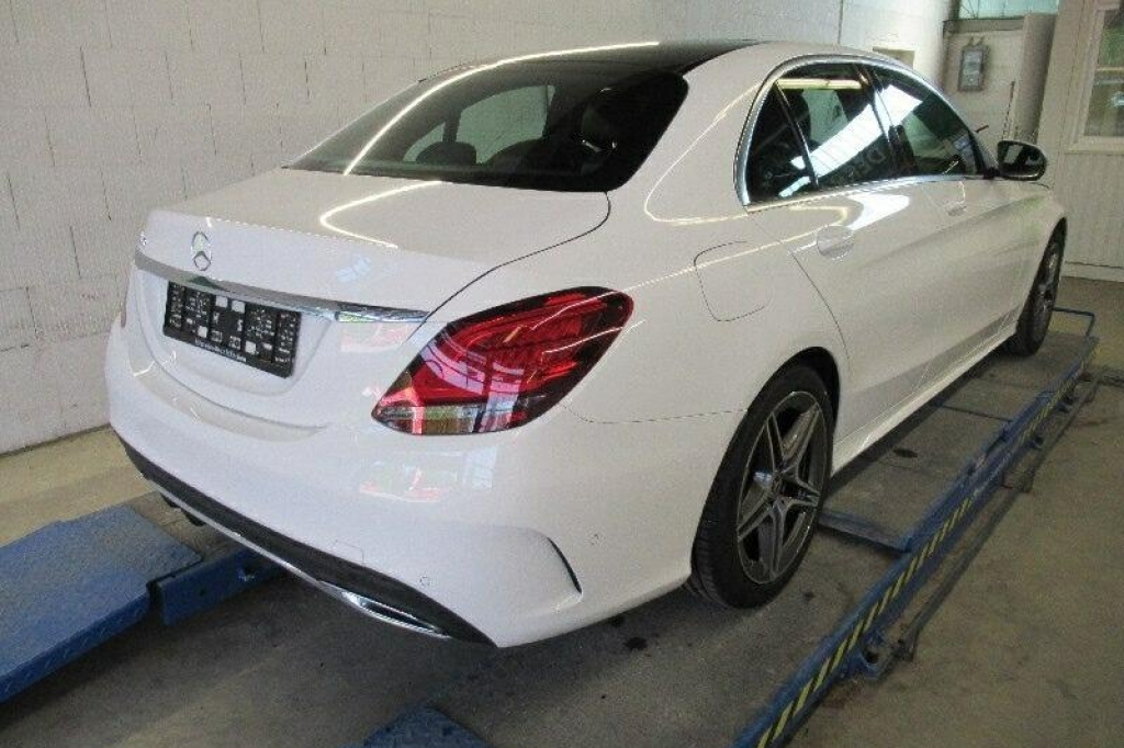 Mercedes-AMG C-Klasse 2019 photo 1