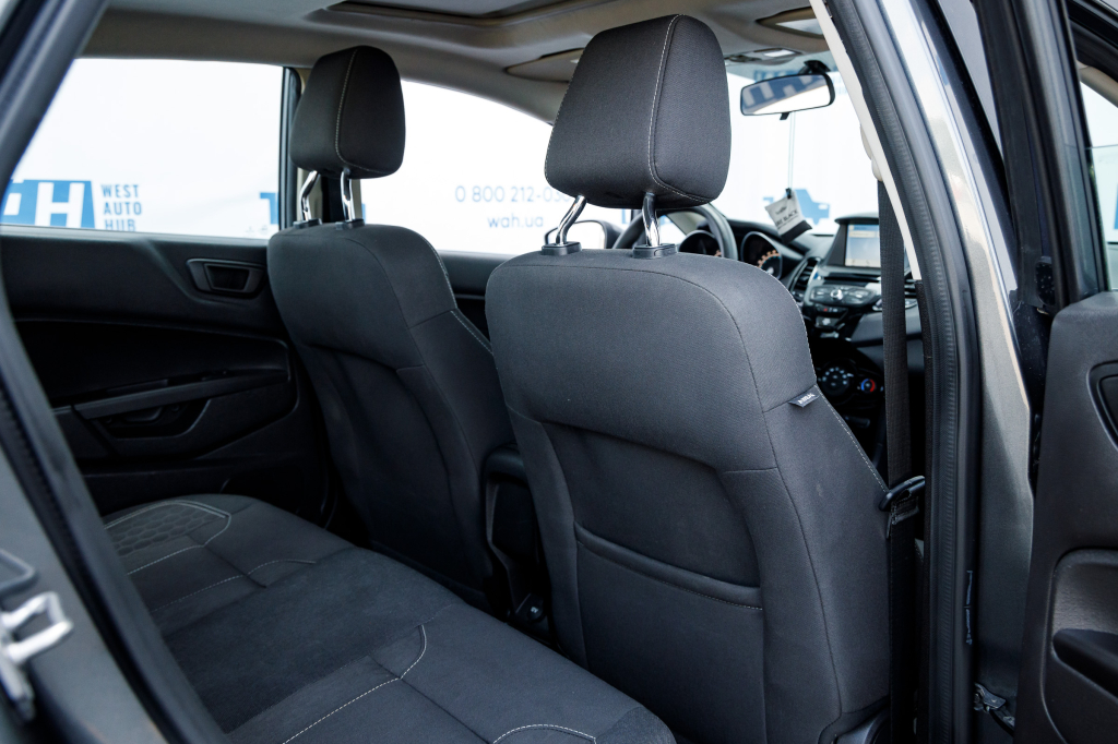 Ford Fiesta SE 2019 photo 23