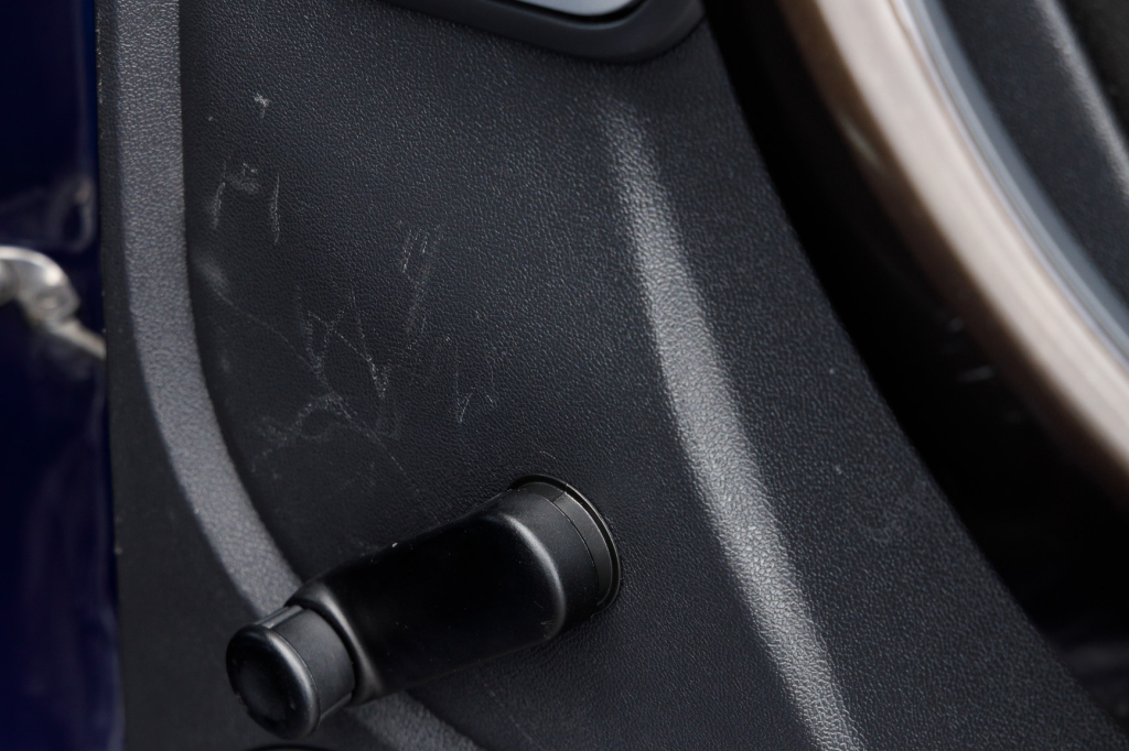 Dacia Duster 4x4 2011 фото 10