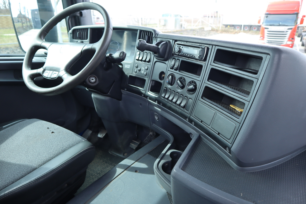 Scania G 400 2009 photo 11