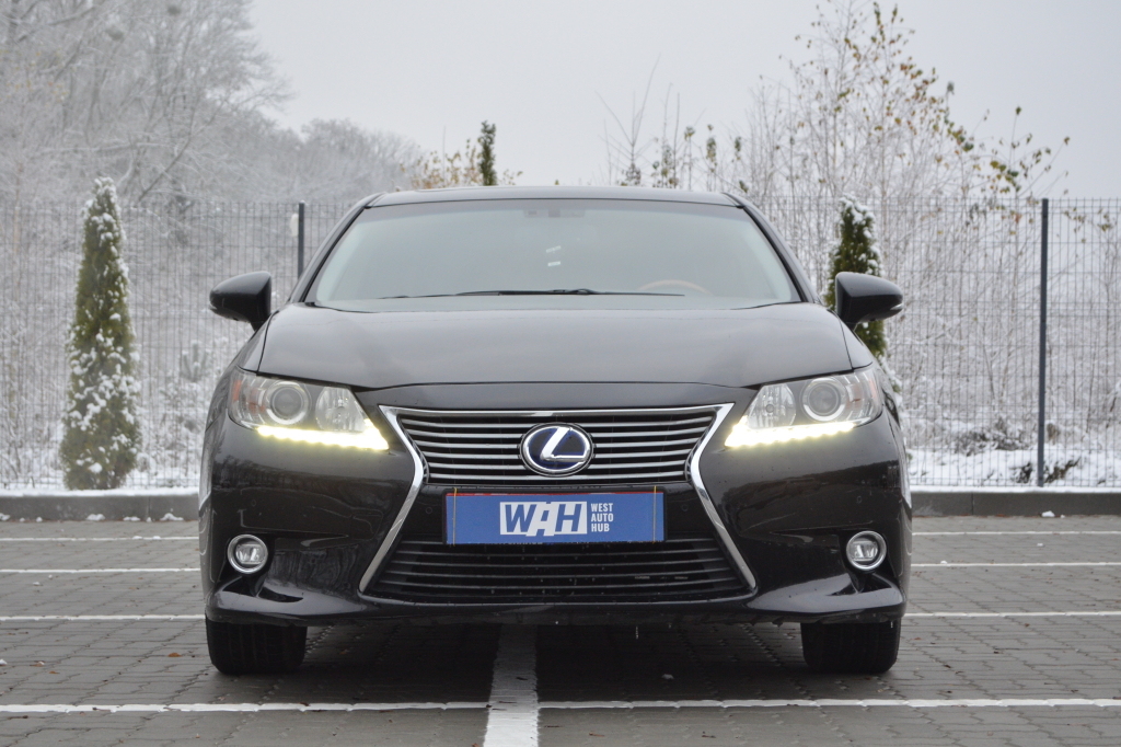 Lexus ES 300h HYBRID фото 7