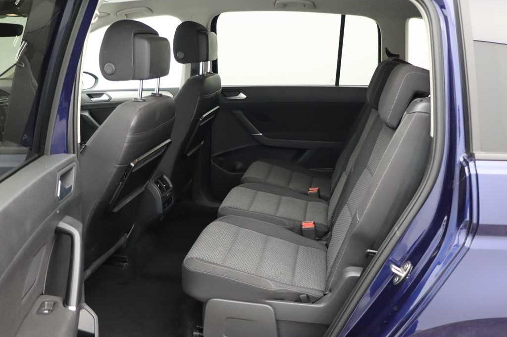 Volkswagen Touran 2017 фото 6