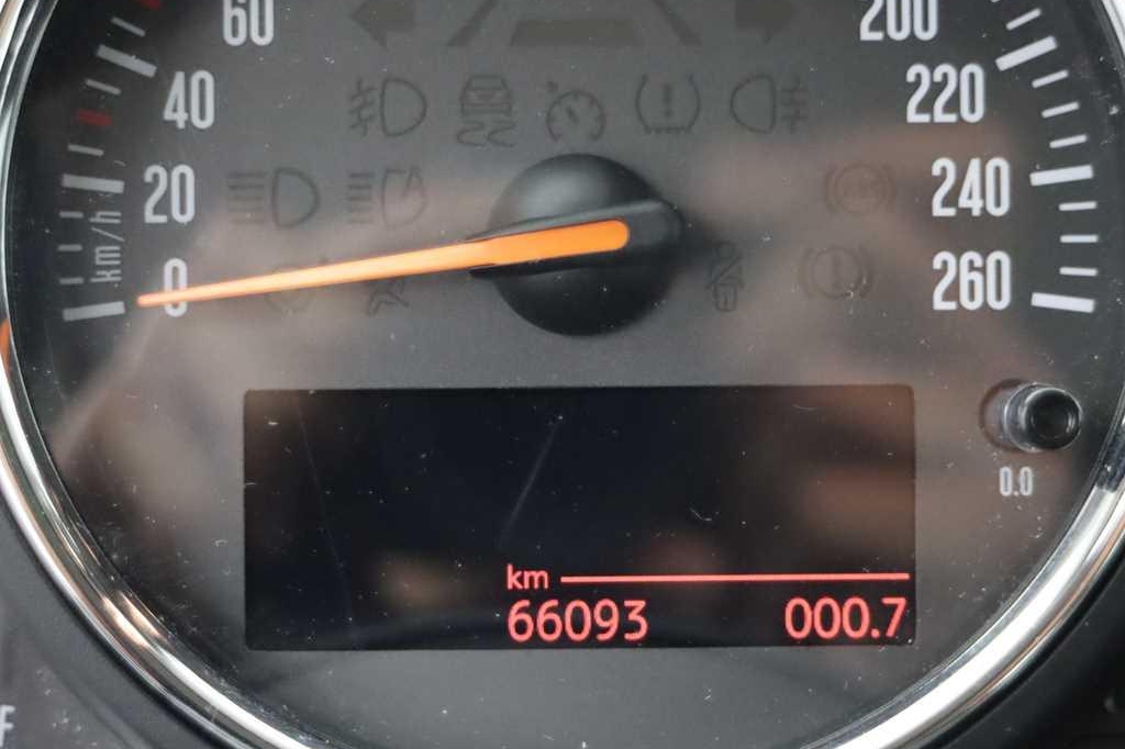 MINI One 2017 фото 6