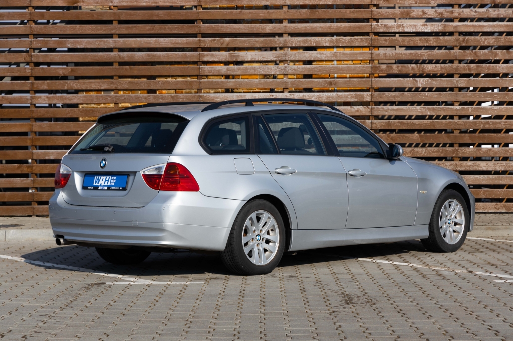 BMW 3 Series 2005 фото BMW 3 Series 2005 фото 6