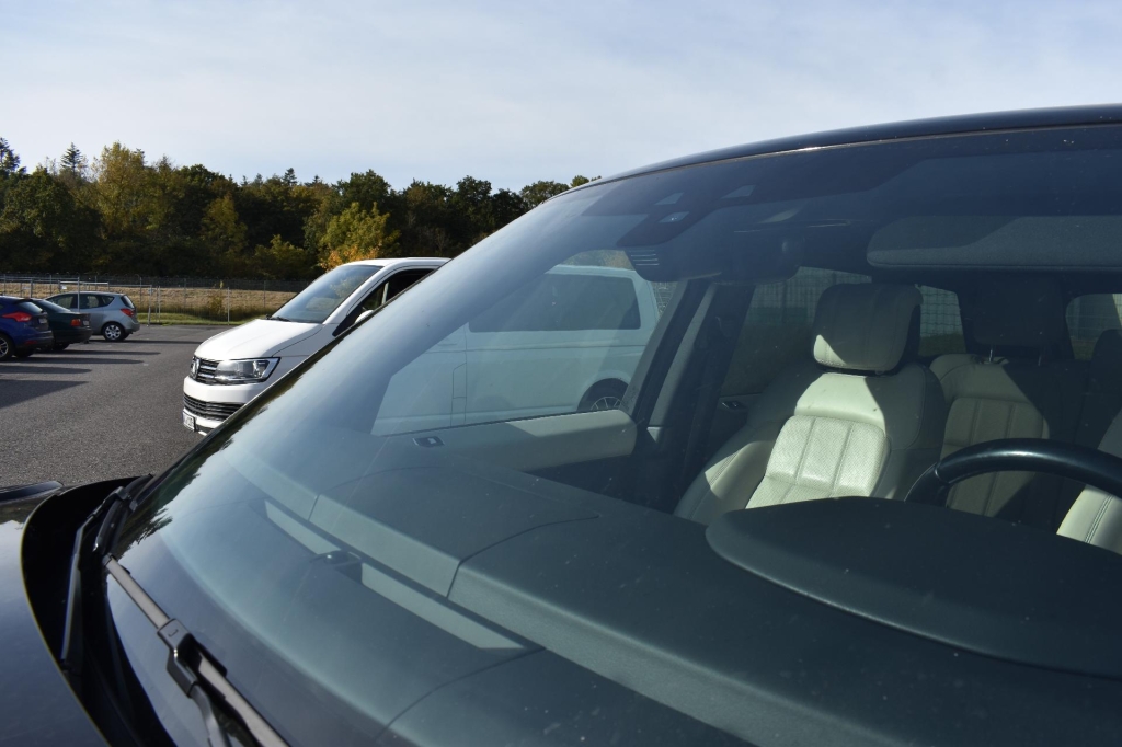 Land Rover Range Rover 2019 photo 17