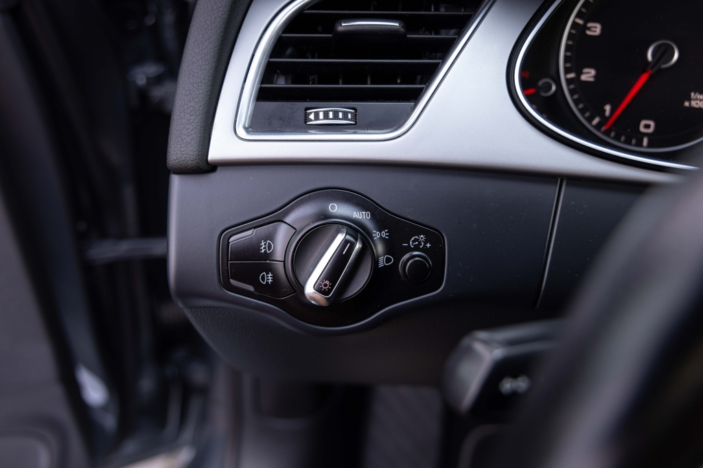 Audi A4 S line 2014 фото 19