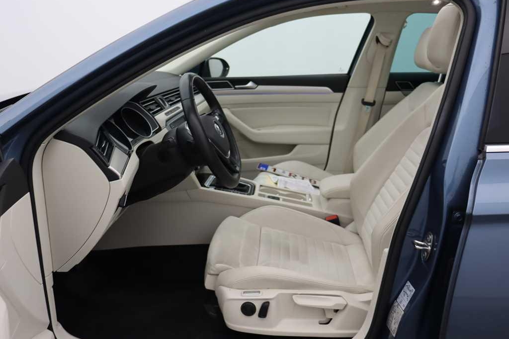 Volkswagen Passat Variant 2017 фото 3