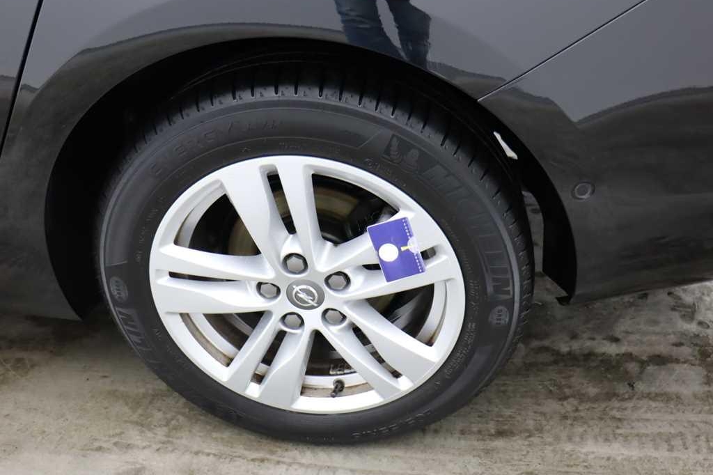 Opel Astra Sports Tourer 2017 photo 45