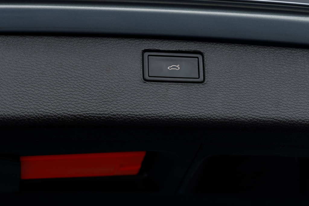 Volkswagen Passat B7 Exclusive 2012 photo 32