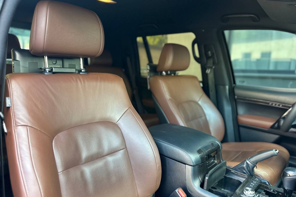 Toyota Land Cruiser 200 GUARD B6 2018 фото Toyota Land Cruiser 200 GUARD B6 2018 фото 16