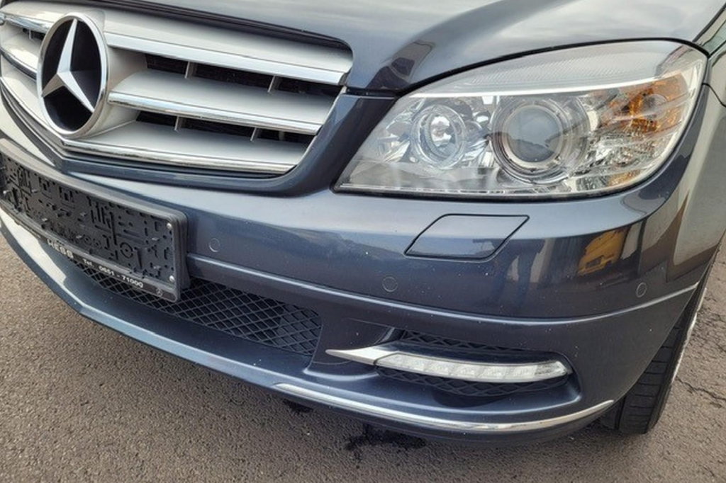 Mercedes-Benz C-Klasse 2010 photo 13